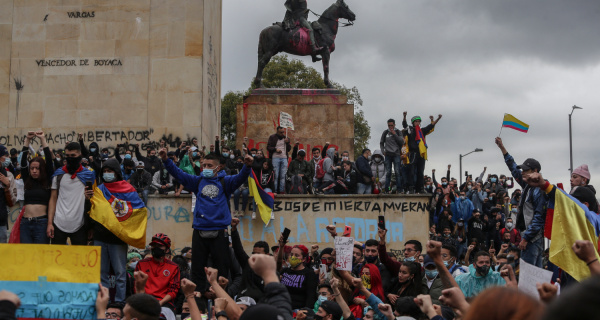 Массовое восстание в Колумбии